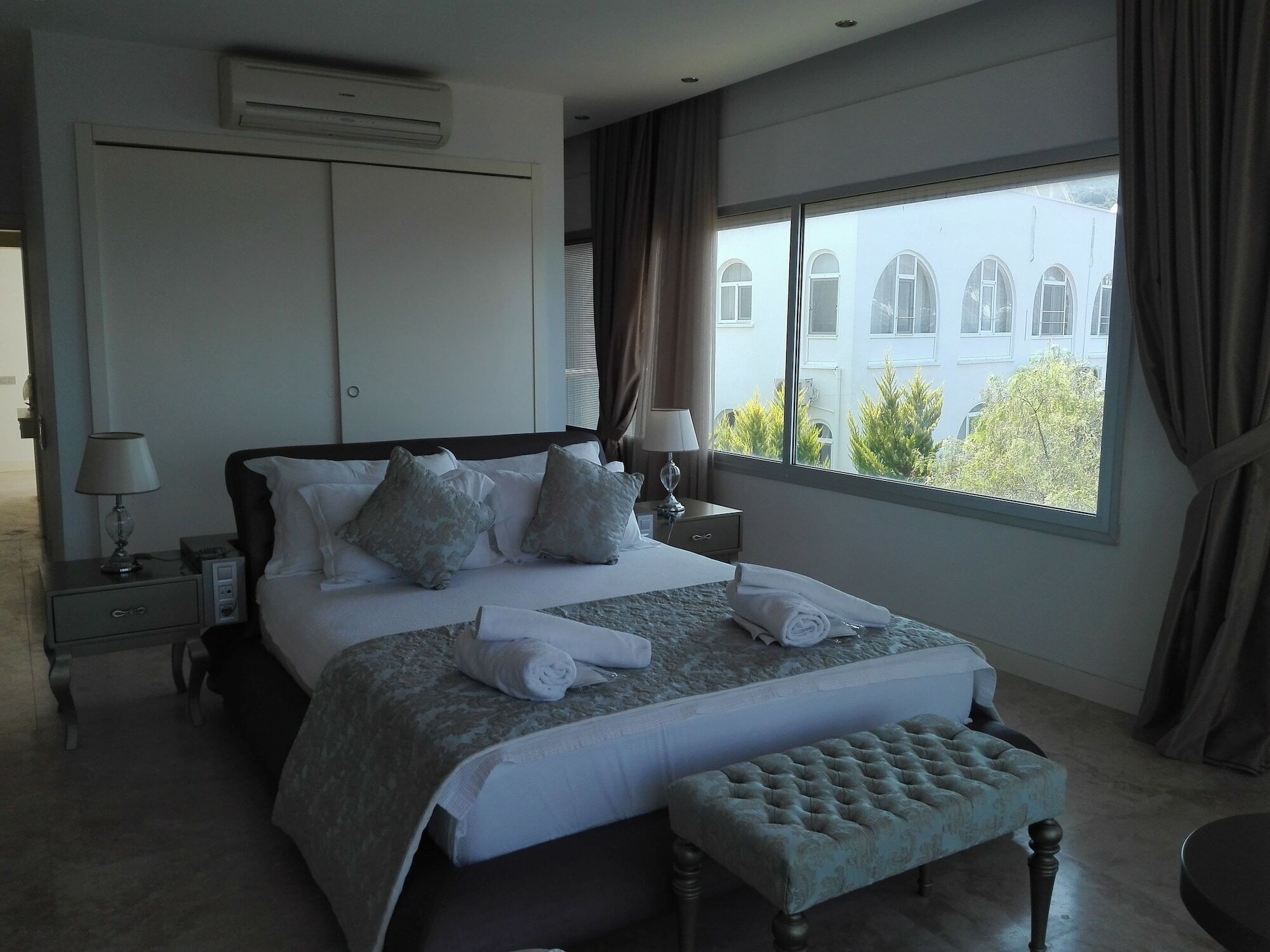 Gulluk Egesu Marina Guest House מראה חיצוני תמונה